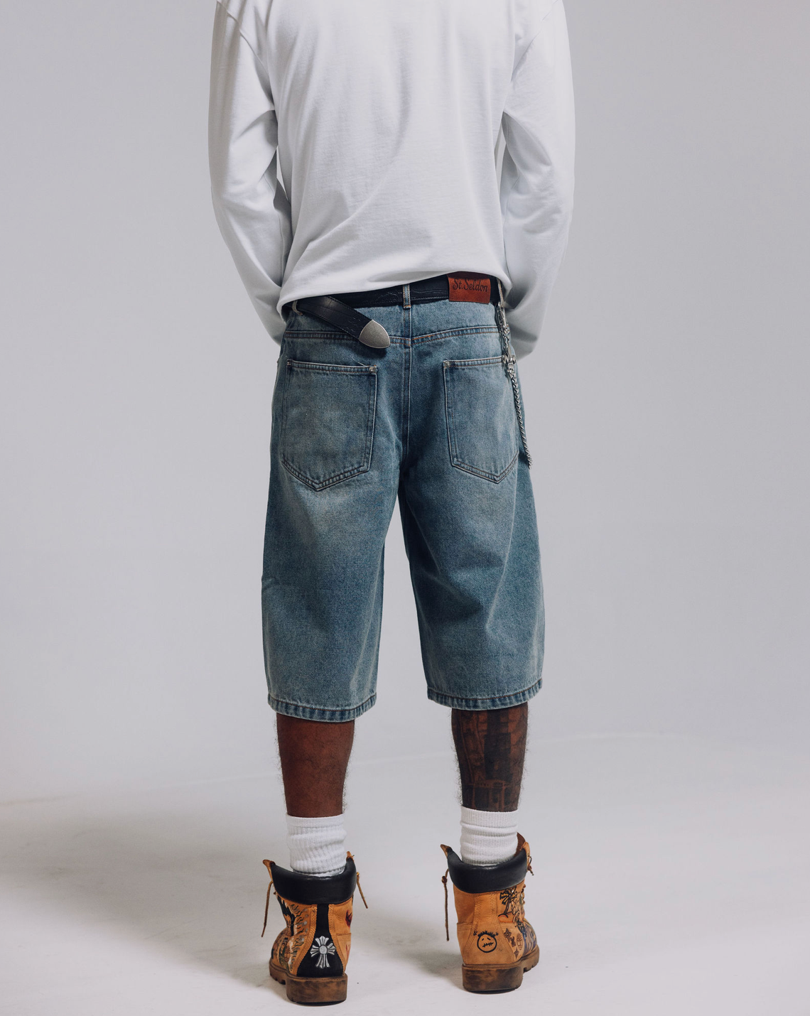BAGGY JEAN SHORTS - LIGHT WASH