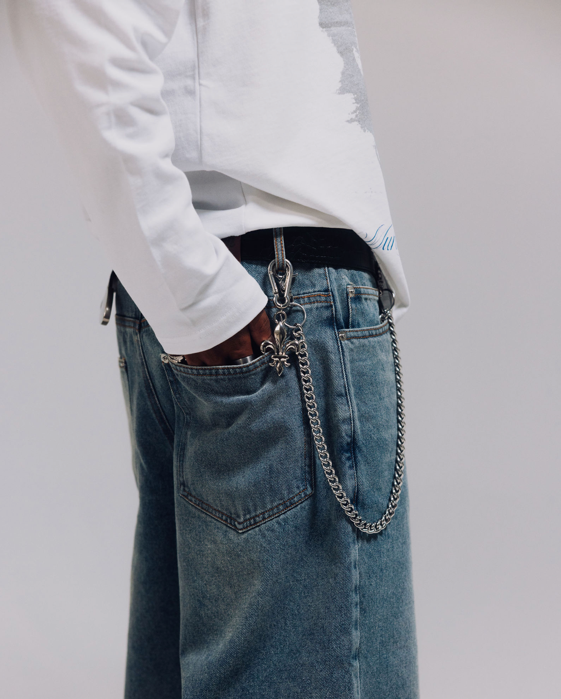 LOGO KEY CHAIN - CHROME