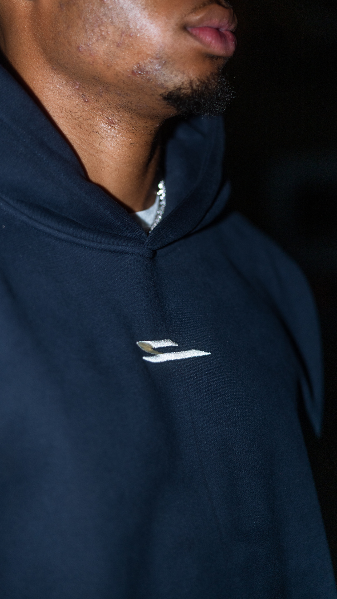 LOGO FLEECE HOODIE