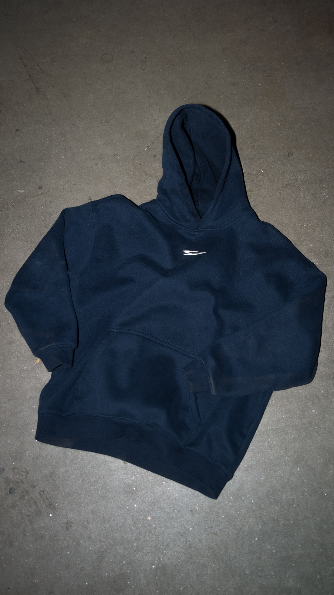 LOGO FLEECE HOODIE